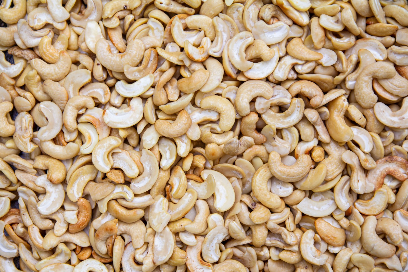 Roasted cashews split in half